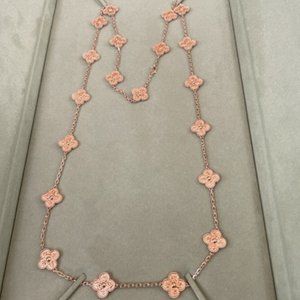 Van Cleef & Arpels Vintage Alhambra Long Necklace 20 Motif 18K Rose Gold NEW!!